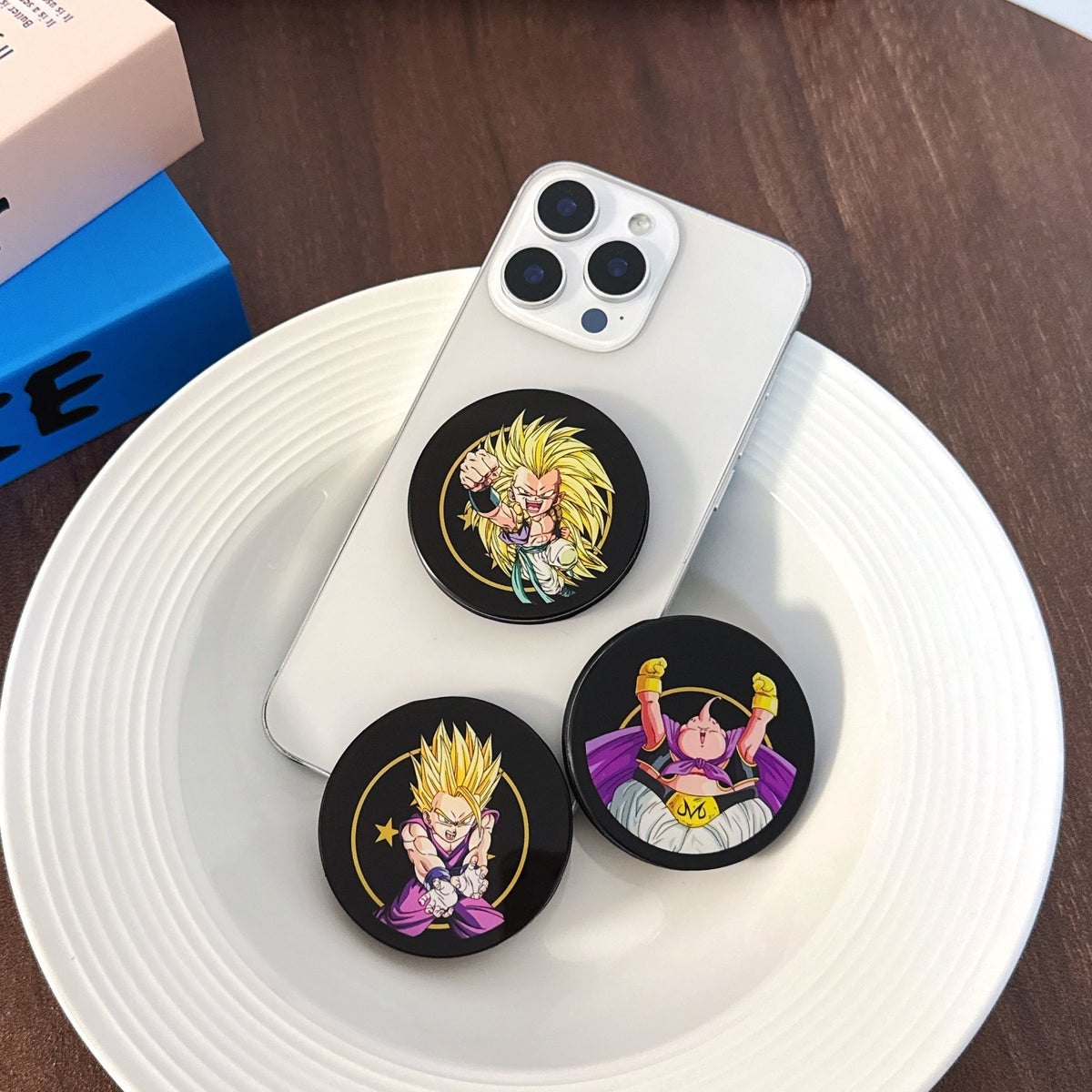 Dragon Ball Magsafe Stand