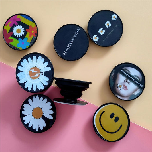 G-Dragon‘s Magsafe Stand