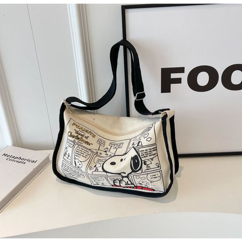 Cartoon Snoopy girl shoulder bag 32*21*11 bag3
